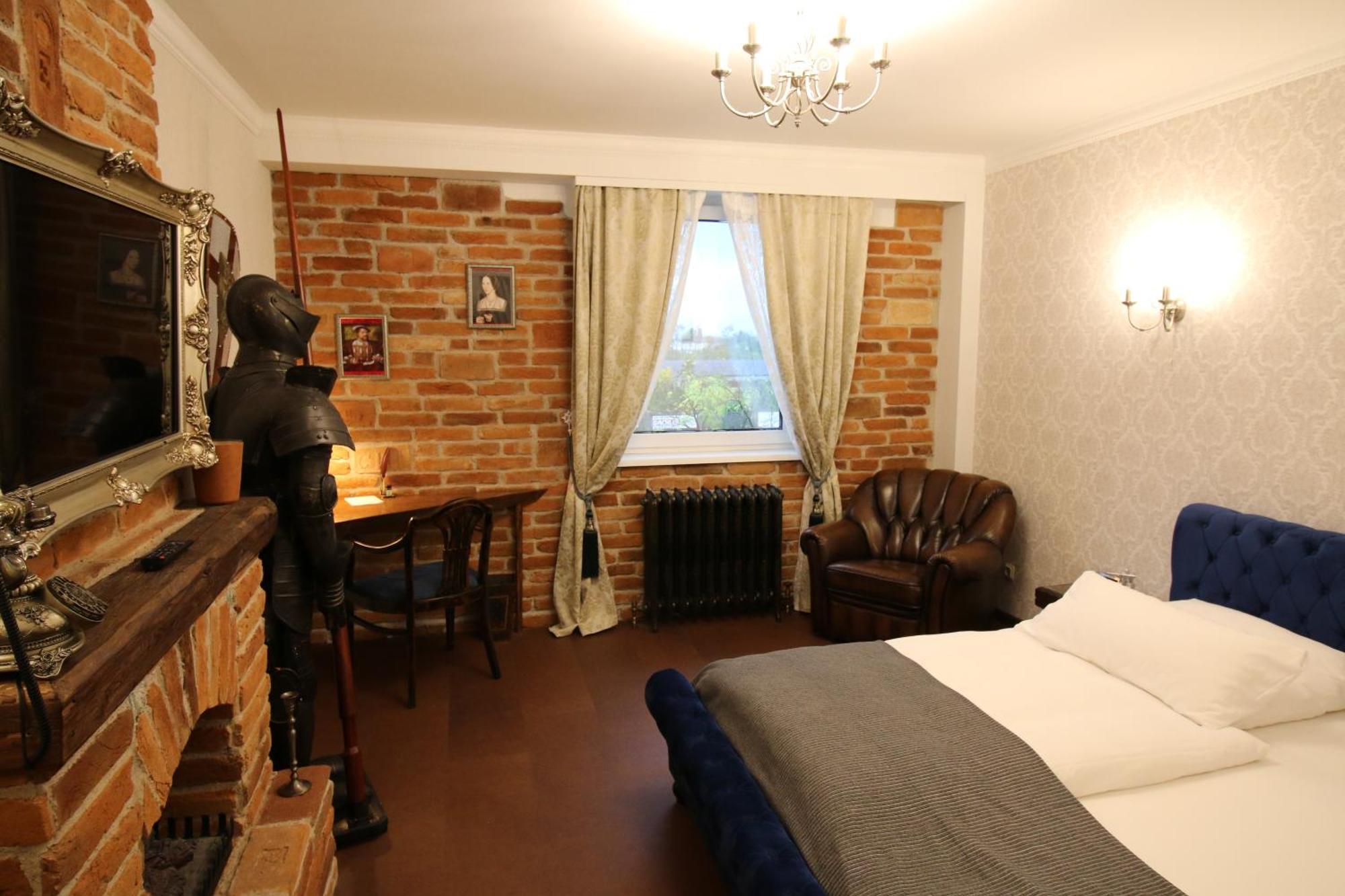 Hotel Freizeittempel Wiener Neustadt Buitenkant foto